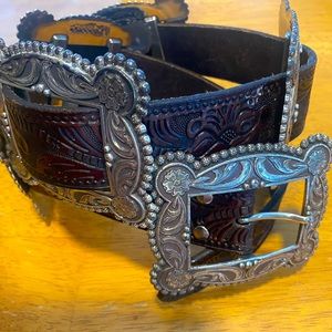 Selling my genuine leather statement belt!